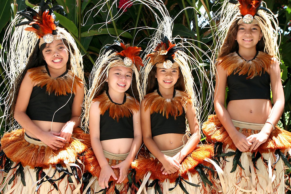 Young Pacific Island Dancers