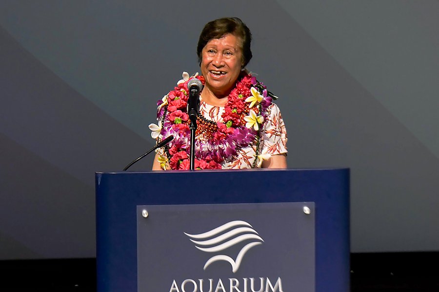 Pacific_Islander_Awardee_at_podium_1270.jpg